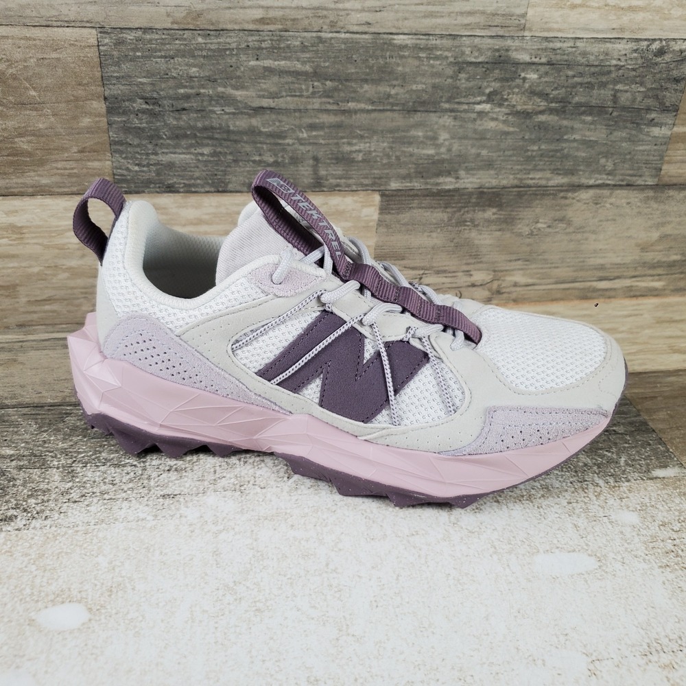 New Balance DynaSoft Tektrel Womens Shoe Sz 7 Trail Running Gray Lace-Up Sneaker